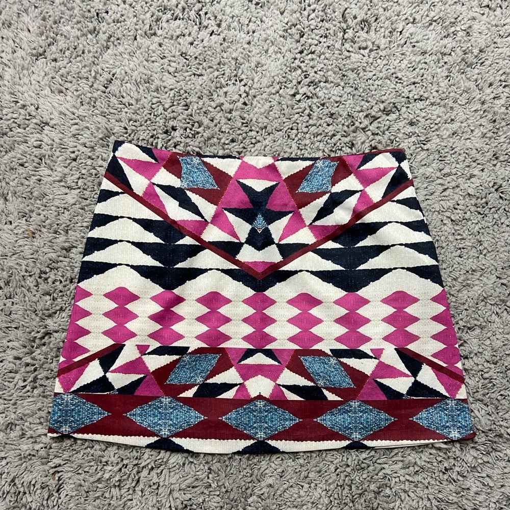 Patterned satin skirt